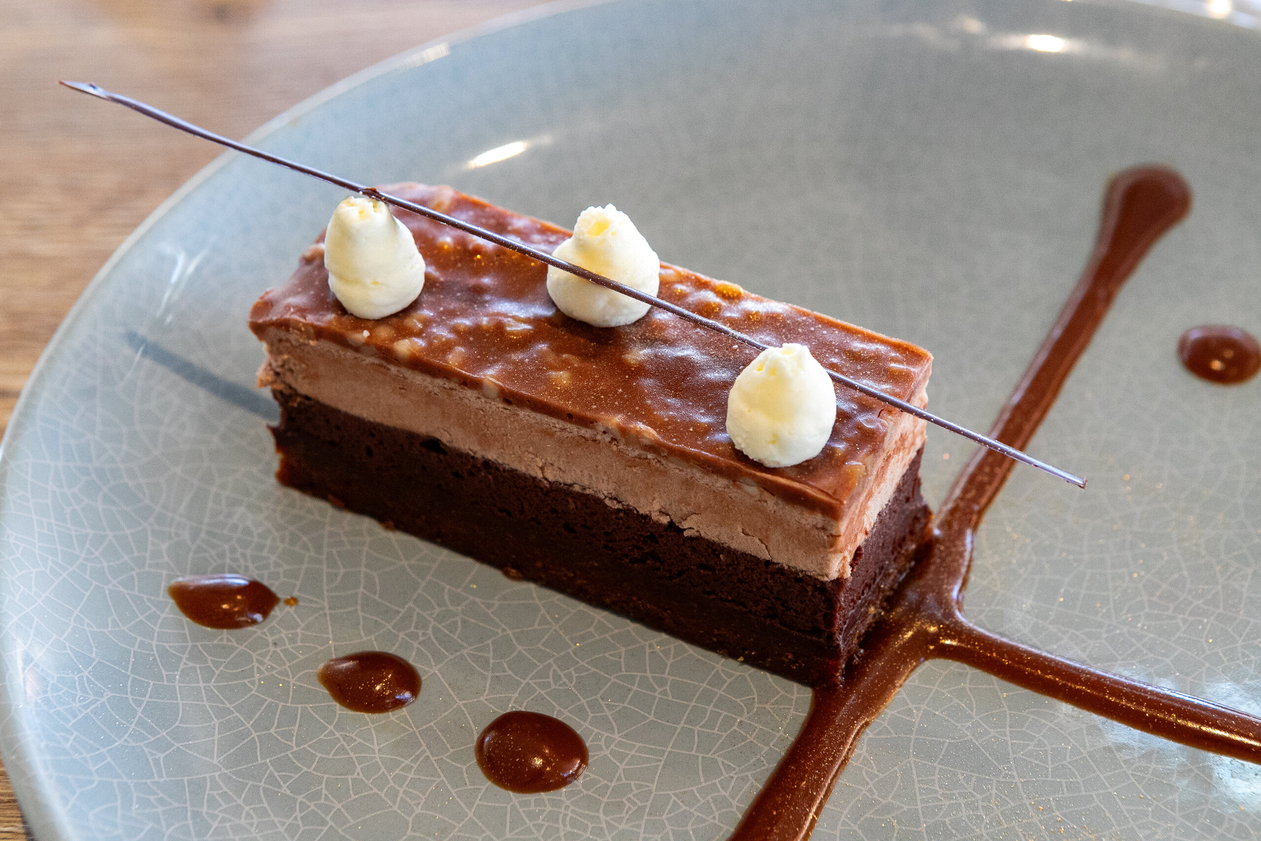 dessert au chocolat réalisé par le chef pâtissier